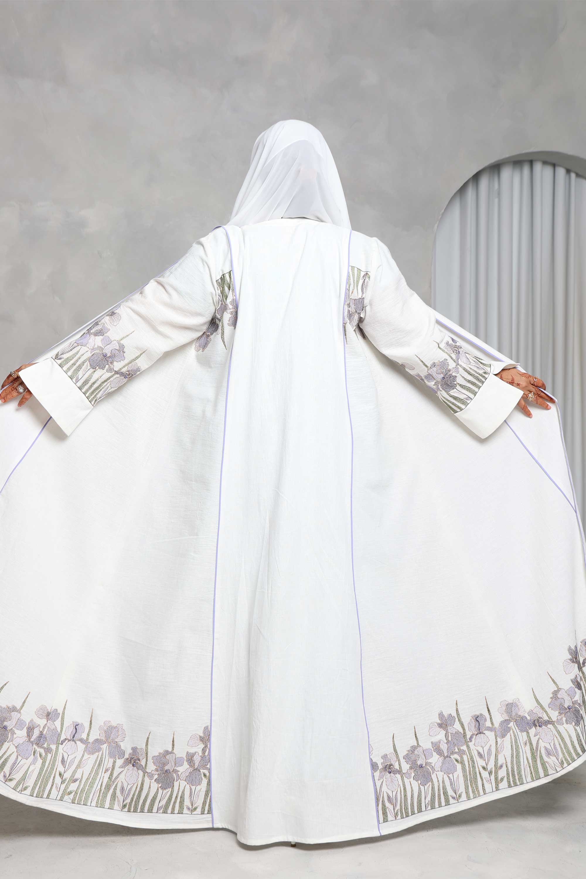 Naya Abaya