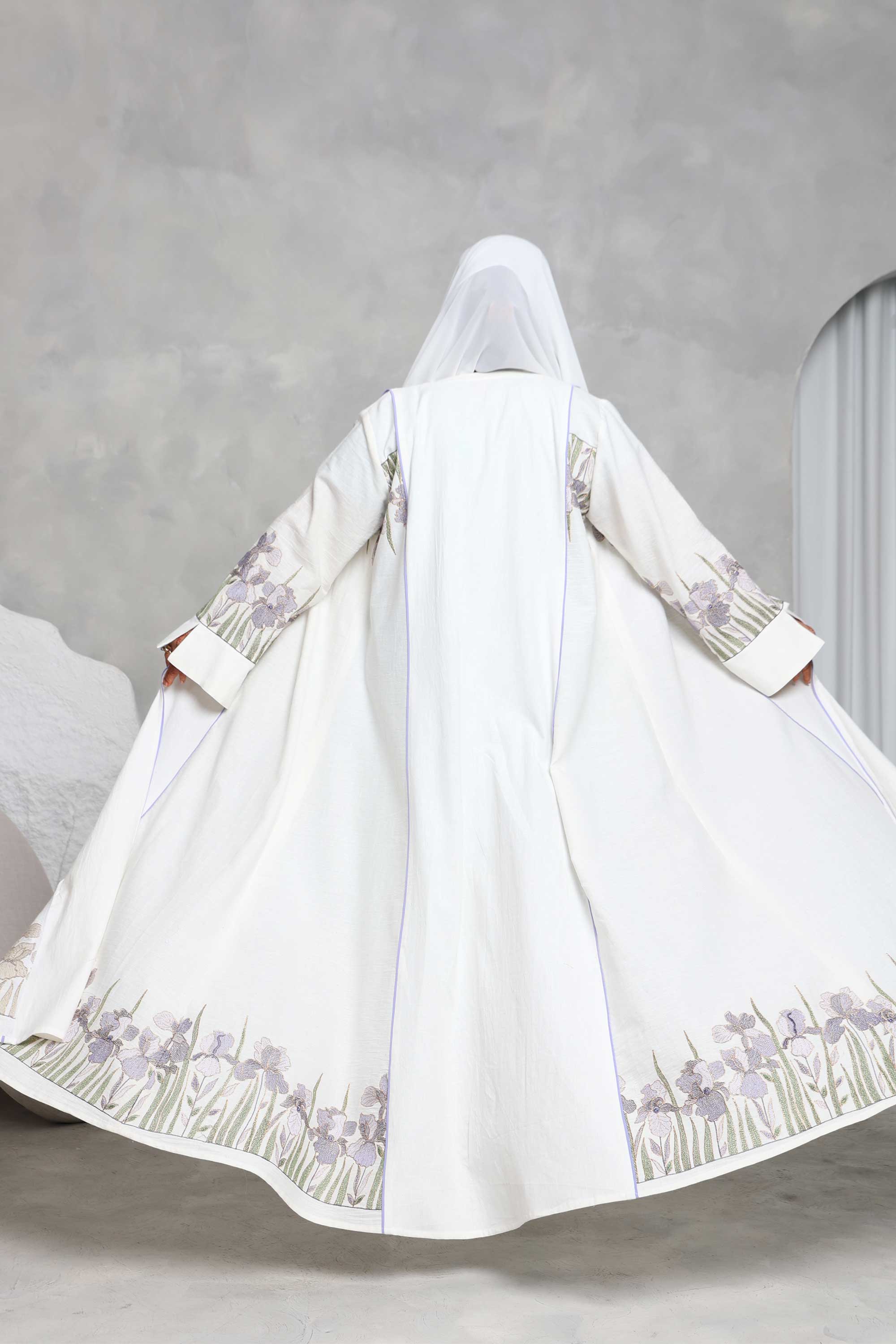 Naya Abaya